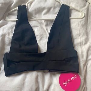 Tiger mist black crop top